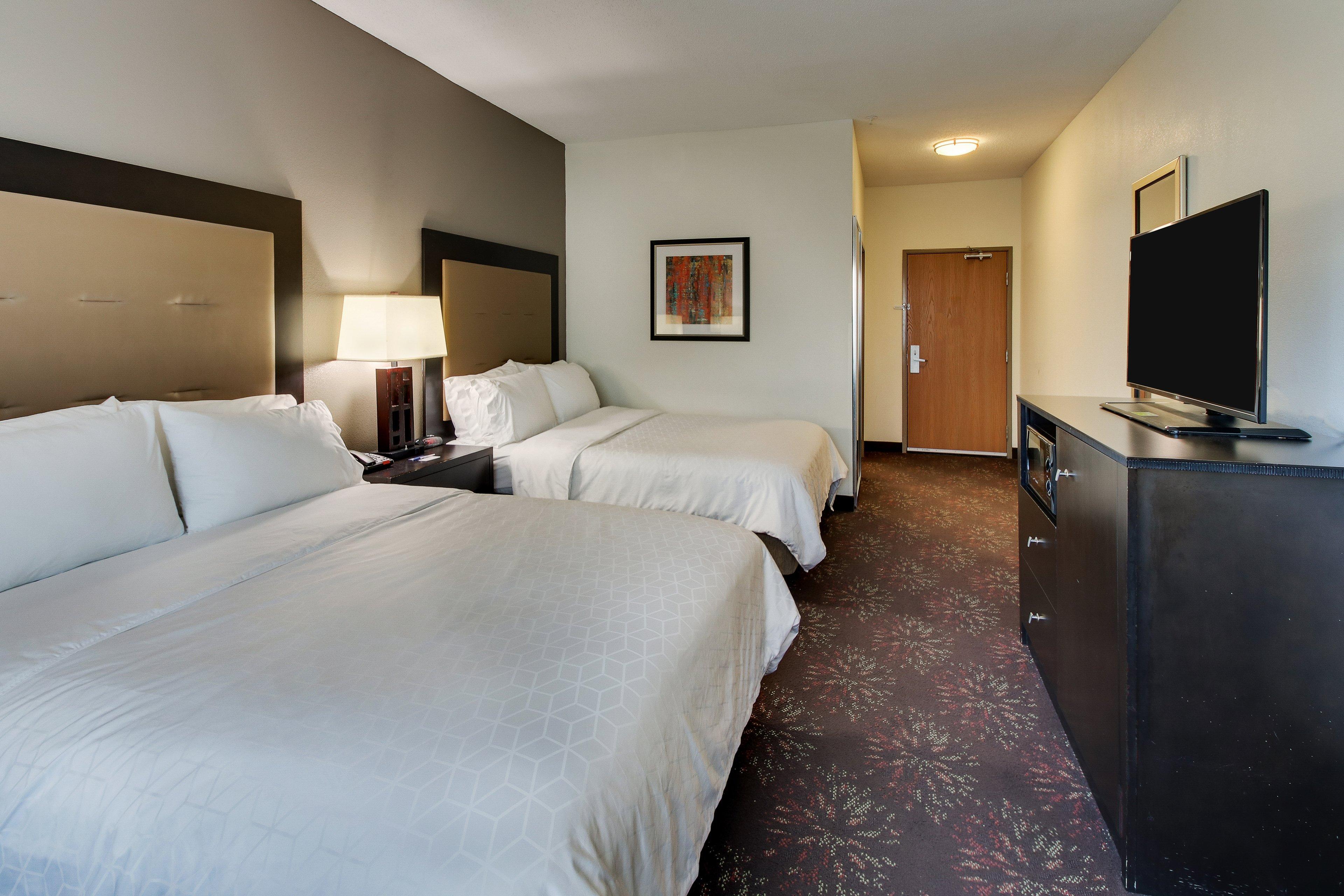 Holiday Inn Express Hotel & Suites Lancaster-Lititz By Ihg Exterior photo